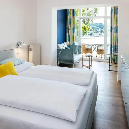 Seehotel Hubertushof Velden am Wörthersee Exterior photo